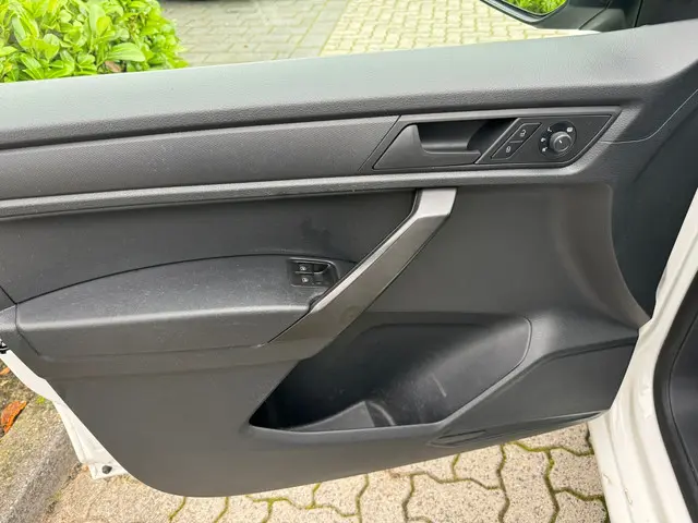 Volkswagen Caddy 1.0 TSI L1H1 BMT 2020 Benzine 17