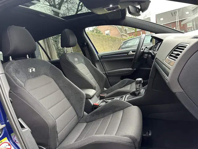 Volkswagen Golf 2.0 TSI 4Motion R 2017 Benzine 13