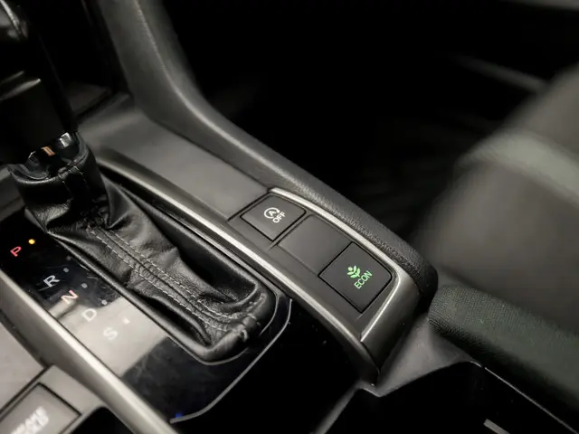 Honda Civic 1.0 i-VTEC Sport 2017 Benzine 26