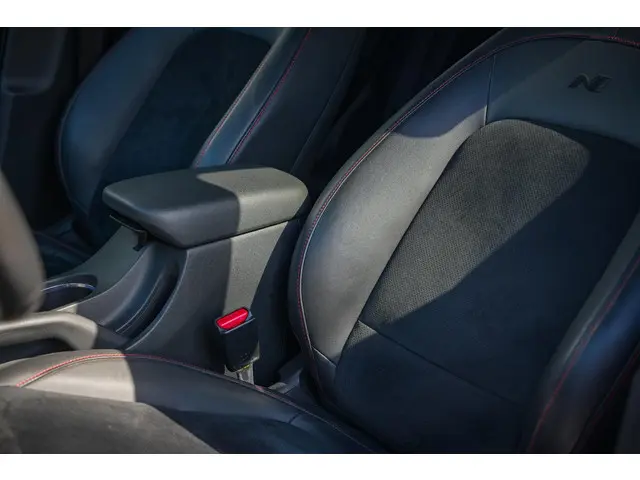 Hyundai Kona 1.0 T-GDI 2022 Benzine 28