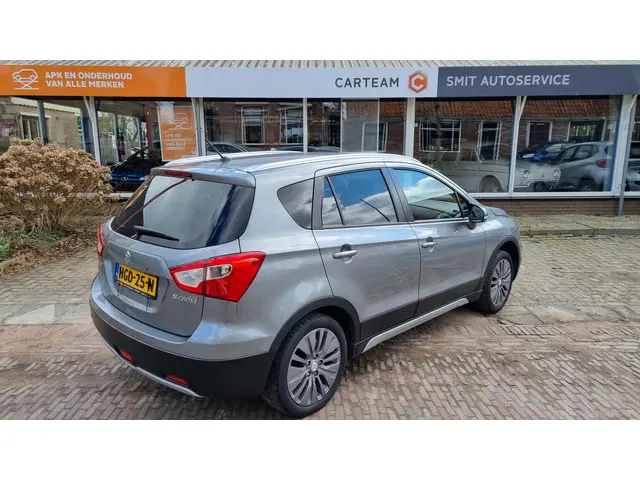Suzuki S-Cross SX4 1.6 Comfort 2015 Benzine 32