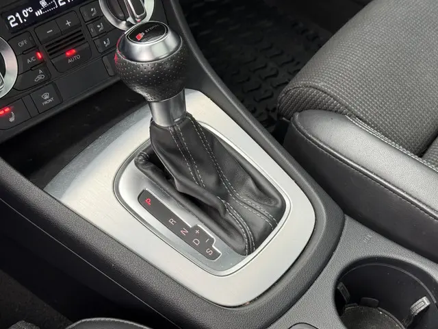 Audi Q3 2.0 TFSI quattro Pro Line S 2013 Benzine 38