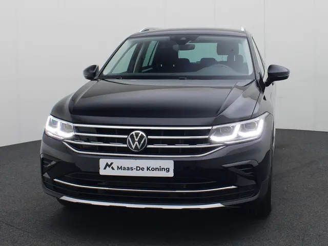 Volkswagen Tiguan 1.5TSI/150PK Elegance DSG 2024 Benzine 30