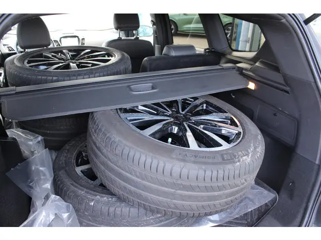 Ford Kuga 1.5 EcoBoost ST Line 2018 Benzine 36