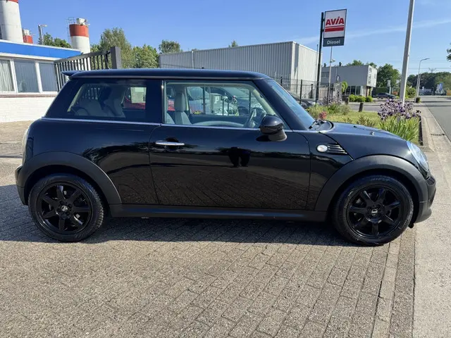 MINI Cooper Mini 1.6 Chili*LEER*CRUISE*CLIMATE* 2012 Benzine 6