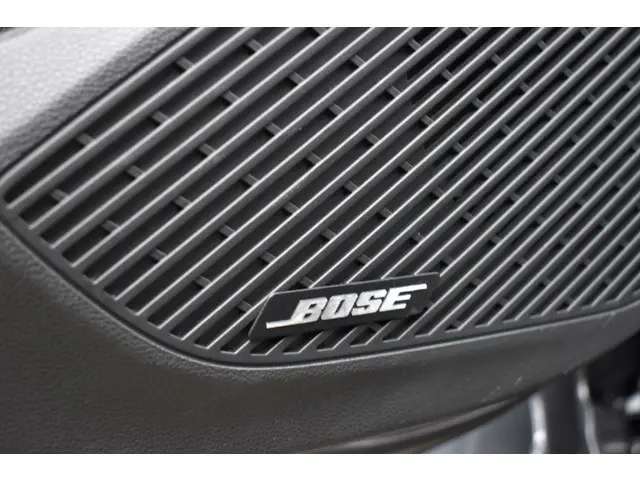 Renault Arkana mild hybrid 160 PK R.S. line 2023 Benzine 27