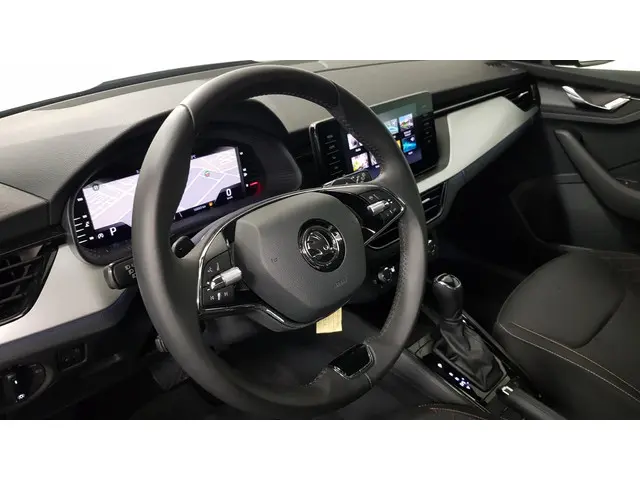 Škoda Kamiq 1.0 TSI 110pk DSG Style 2021 Benzine 10