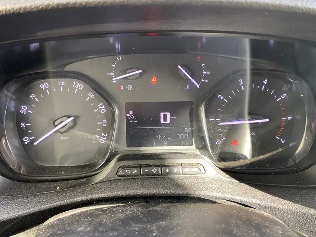 Opel Vivaro 1.5 CDTI L2H1 Edition 2022 Diesel 13