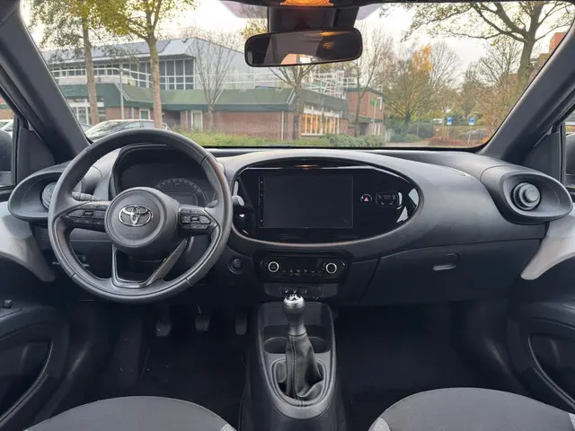 Toyota Aygo X 1.0 VVT-i MT Play 2024 Benzine 11