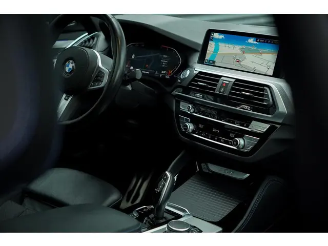BMW X4 xDrive30i High Executive 2019 Benzine 30