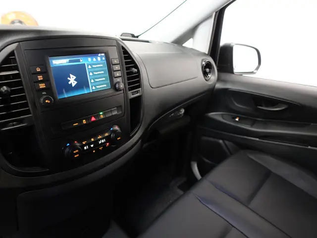Mercedes-Benz Vito 114 CDI Lang 2024 Diesel 20