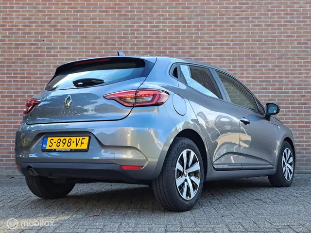 Renault Clio 1.0 TCe 90 Equilibre 2023 Benzine 8