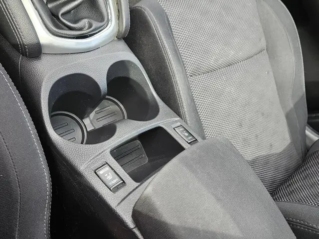 Nissan QASHQAI 1.2 Connect Edition 2015 Benzine 12