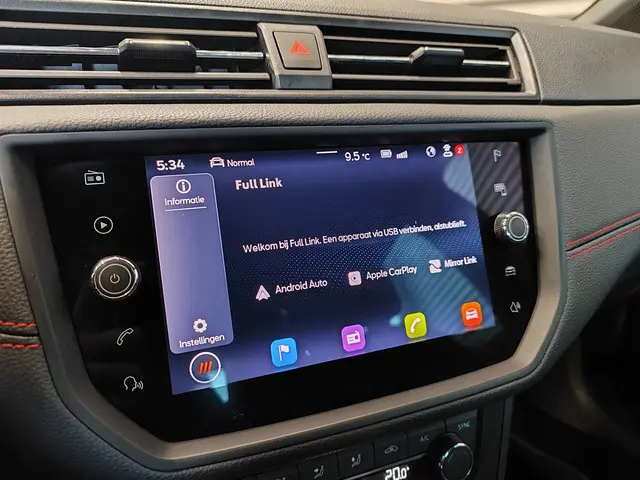 SEAT Arona 1.0 TSI DSG FR Business Intense 2021 Benzine 8