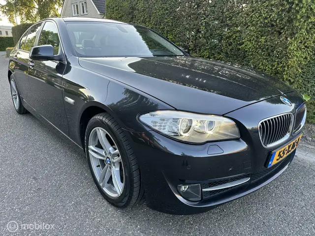 BMW 5 Serie 520i High Executive 2012 Benzine 6