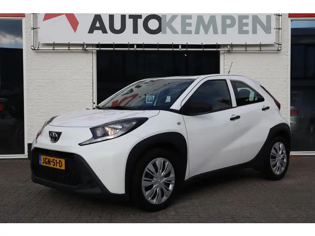 Toyota Aygo X 1.0 VVT-i MT PLAY 2022 Benzine
