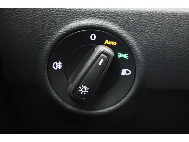 Volkswagen T-Roc 1.0TSI/116PK Life 2025 Benzine 20