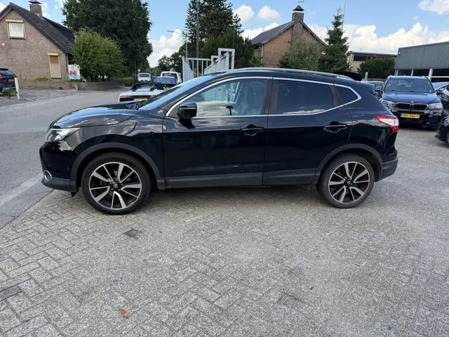 Nissan QASHQAI 1.2 Tekna 2014 Benzine 4