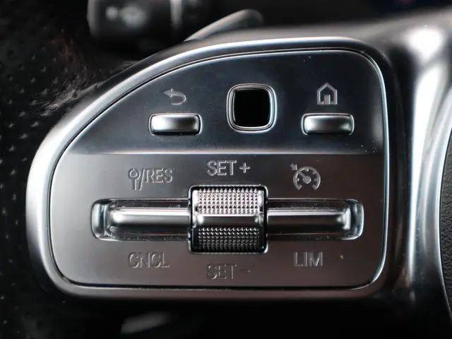 Mercedes-Benz C-Klasse Coupé C 180 2020 Benzine 13