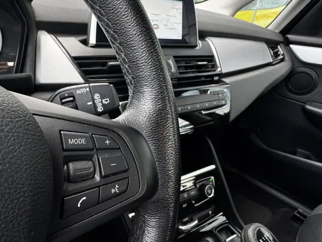 BMW 2 Serie Active Tourer 218i Executive 2017 Benzine 19