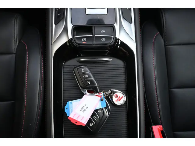 MG EHS 1.5 TGDI Edition1 2021 Hybride Benzine 34