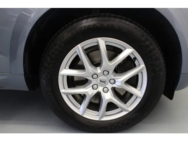 Volvo XC60 T5 Momentum Business 2019 Benzine 46