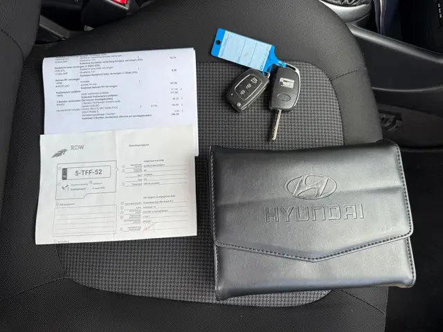 Hyundai i20 1.2i i-86PK Airco|Navigatie|Led!!! 2014 Benzine 25