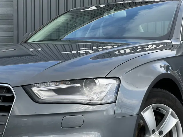 Audi A4 Limousine 1.8 TFSI Advance 2015 Benzine 2
