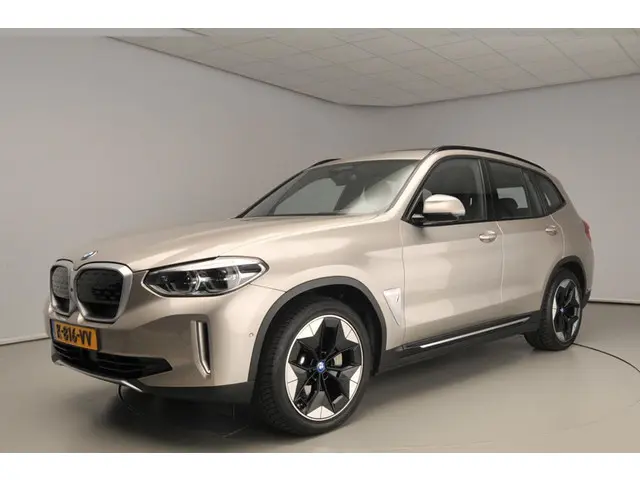 BMW iX3 High Executive 80 kWh 2021 Elektrisch 51