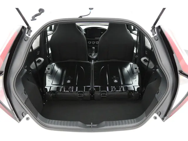 Toyota Aygo X 1.0 VVT-i S-CVT Play 2024 Benzine 25