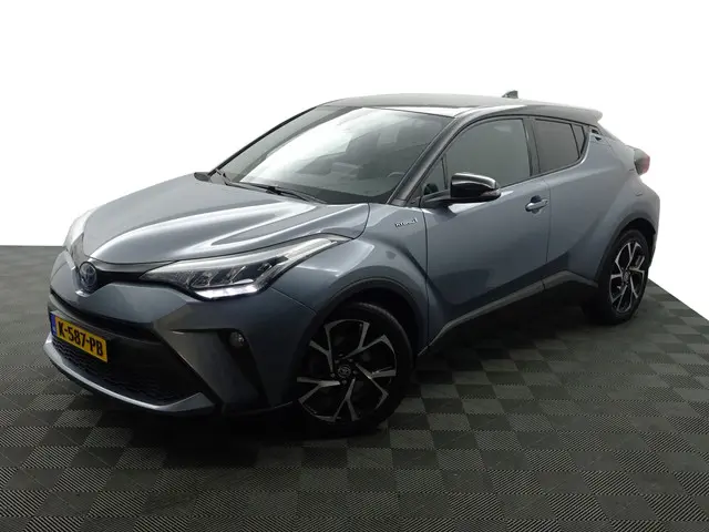 Toyota C-HR 1.8 Hybrid Executive Aut- 2021 Hybride Benzine 4