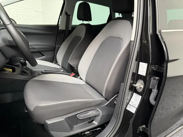 SEAT Ibiza 1.0 TSI Style Business Intense 2019 Benzine 31