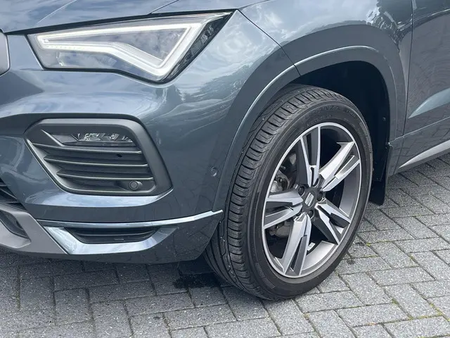 SEAT Ateca 1.5 TSi DSG FR Business Intense 2022 Benzine 9