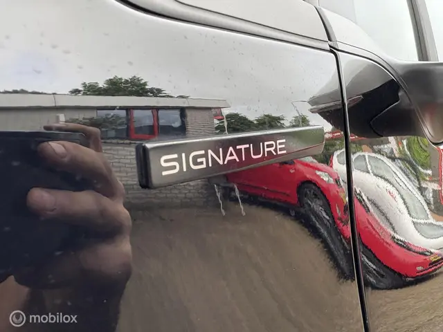 Peugeot 208 1.2 PureTech Signature 2019 Benzine 16