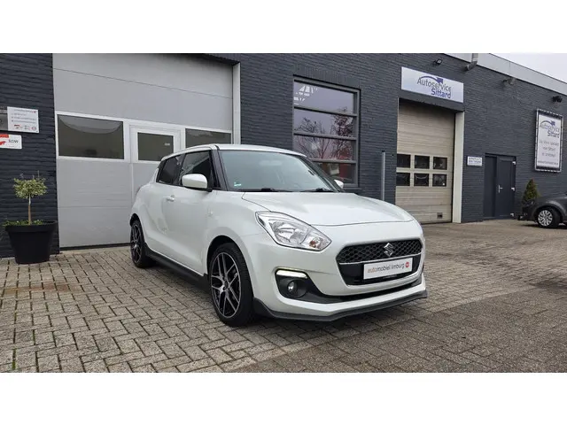 Suzuki Swift 1.0 Sportline 2019 Benzine 3