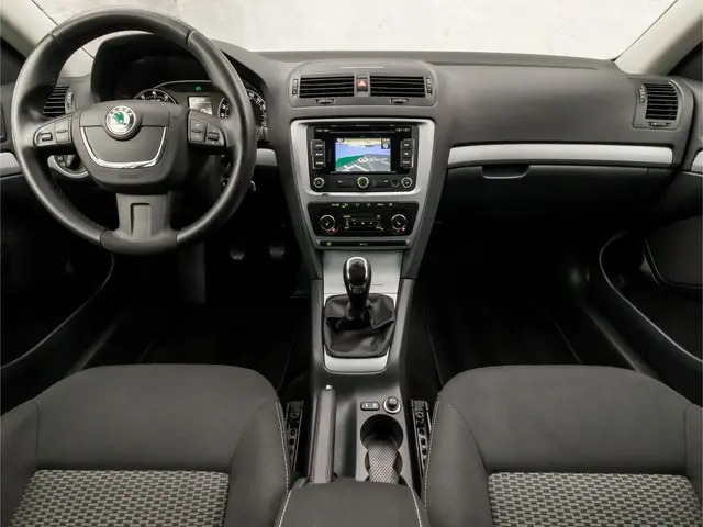 Škoda Octavia Combi 1.2 TSI Sport 2013 Benzine 6