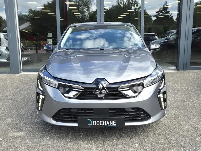 Mitsubishi Colt 1.0T MT Intense 2024 Benzine 16