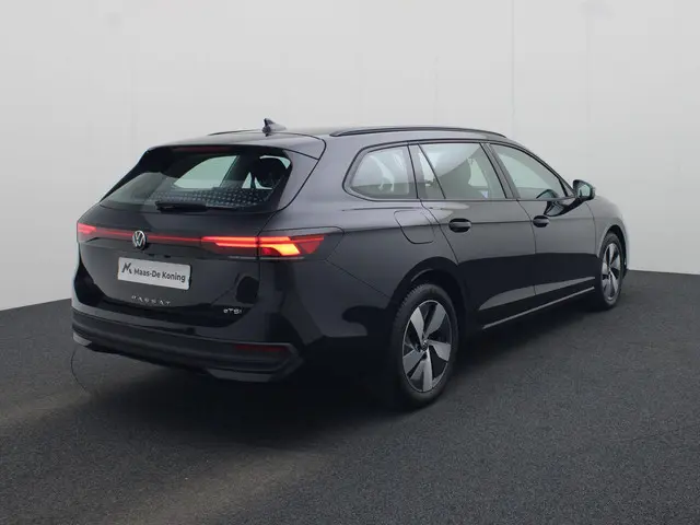 Volkswagen Passat 2