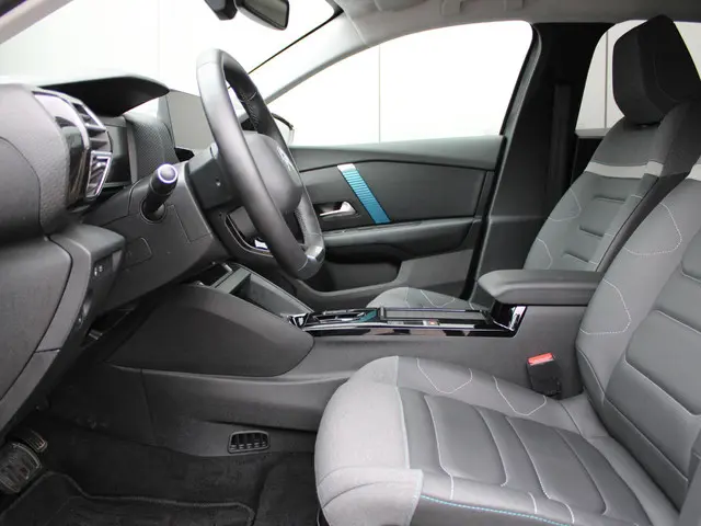 Citroën ë-C4 Shine 50 kWh 2023 Elektrisch 11