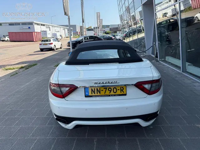 Maserati GranCabrio 4.7 Sport 2014 Benzine 16
