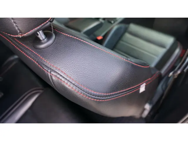 Volkswagen Golf 2.0 TSI 230pk GTI 2014 Benzine 44