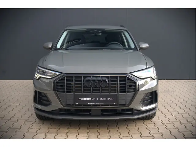 Audi Q3 45 TFSI e Advanced edition 2021 Hybride Benzine 10