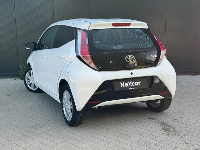 Toyota Aygo X-CITE Carplay|5-deurs|Cruise|LM| 2015 Benzine 5