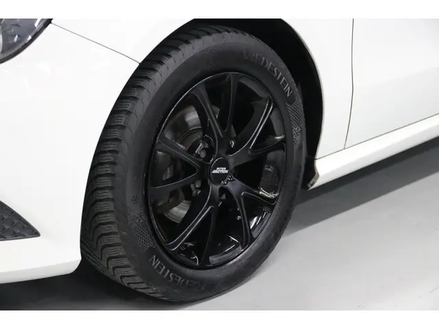 Mercedes-Benz A-Klasse 180/ Origineel NL/ NAP 2015 Benzine 3