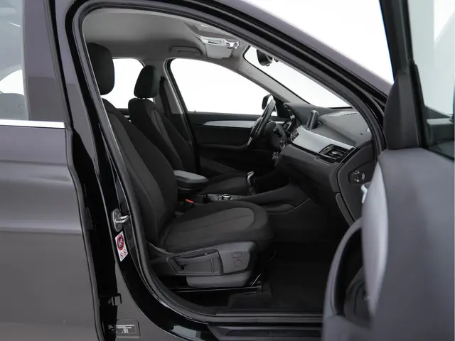 BMW X1 sDrive16d Centennial Executive 2016 Diesel 11