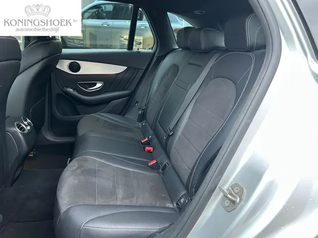 Mercedes-Benz GLC 250 4MATIC Prestige AMG 2016 Benzine 10