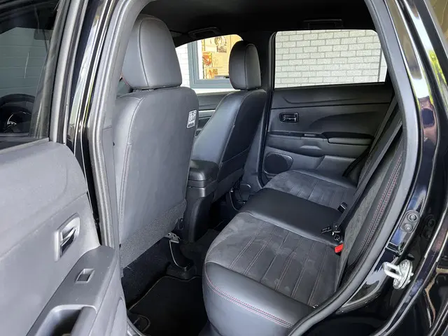 Mitsubishi ASX 2.0 Intense 2021 Benzine 29