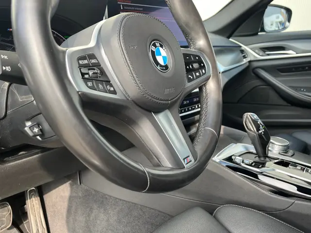 BMW 5 Serie 520i High Executive Edition 2020 Benzine 15
