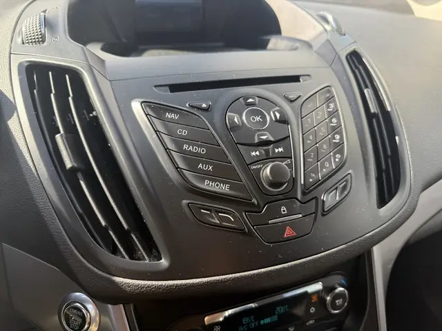 Ford Kuga 1.5 Titanium 4WD 2015 Benzine 10