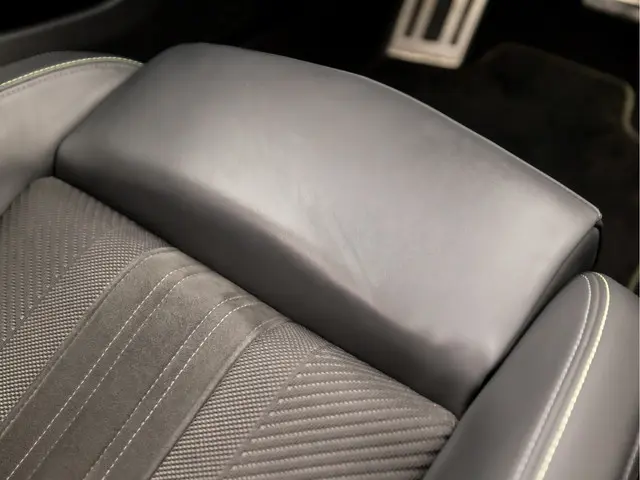 Peugeot 308 1.2 PureTech GT Sport 2022 Benzine 23